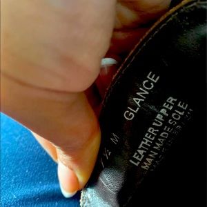 Leather brown shoes good condition